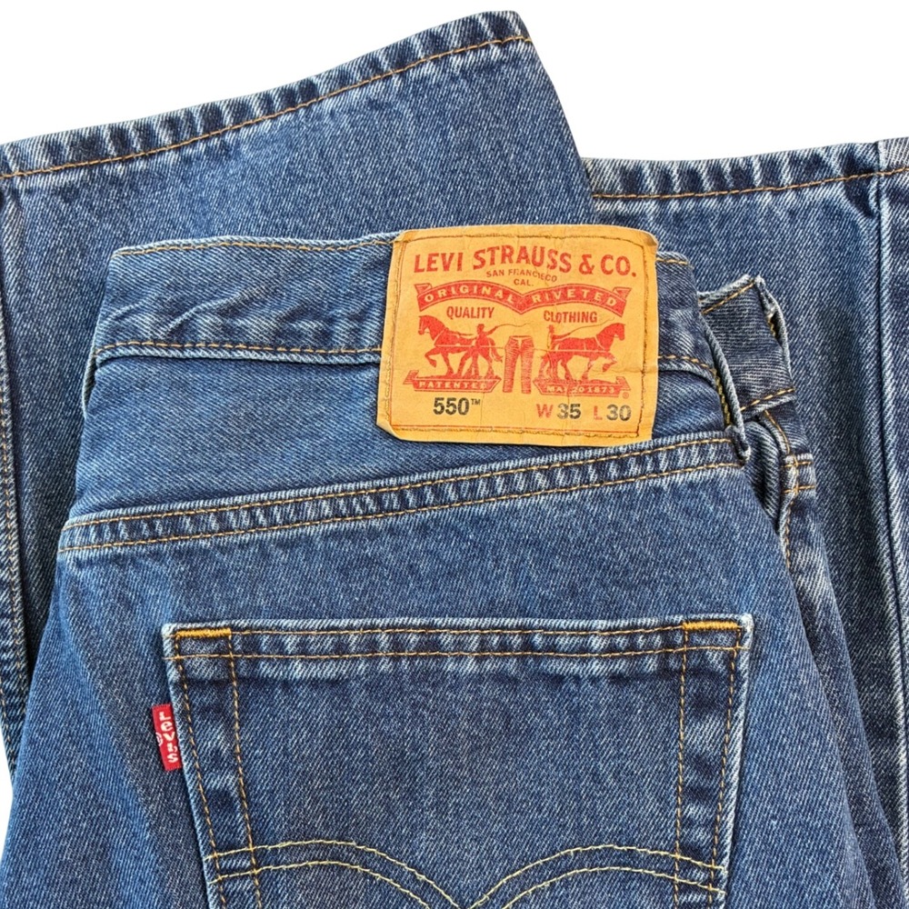 Levi's 550 Relaxed Fit Tapered Jeans Men's 35x27.5 Medium Wash 100% Cotton